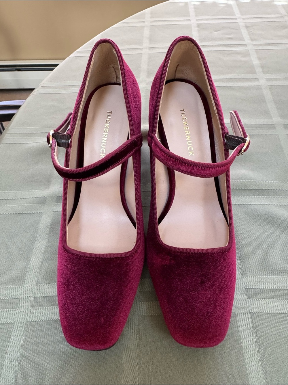 Tuckernuck Burgundy Velvet Mary Jane NWOB